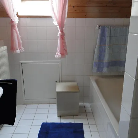 Ferienwohnung Am Schlosspark Schlitz Buitenkant foto